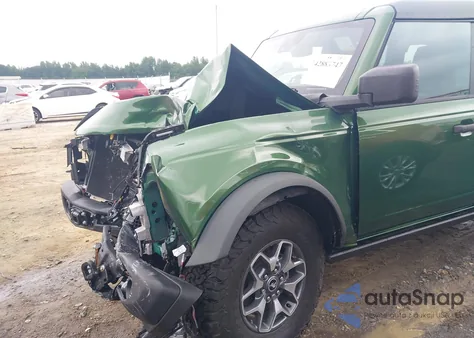 2024 Ford Bronco Black Diamond z USA, uszkodzony, nr VIN 1FMDE1BH8RLB02083